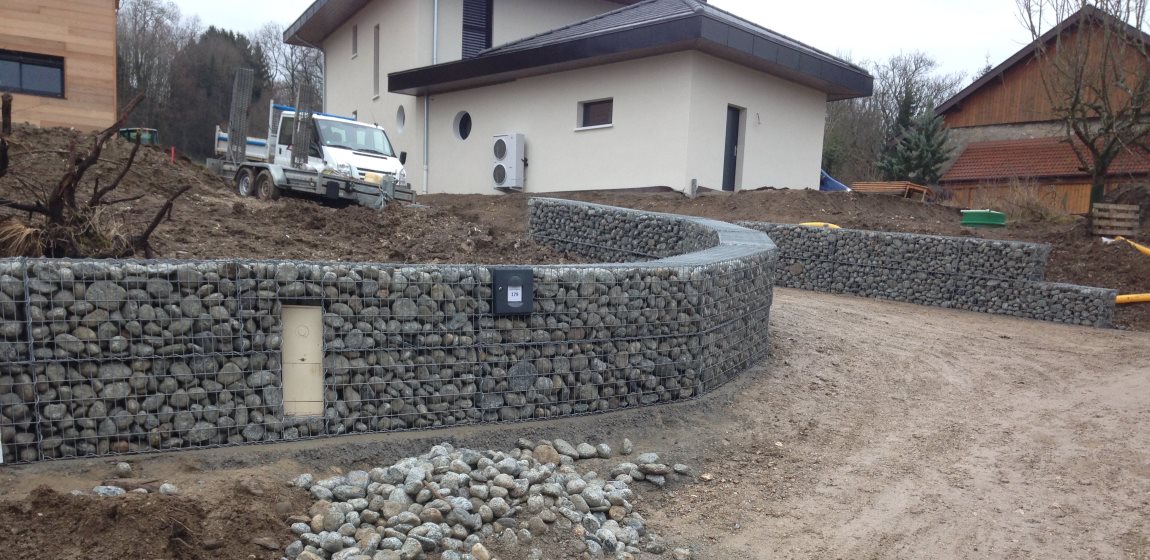 Mur de soutènement en gabion à Minzier en Haute Savoie 74